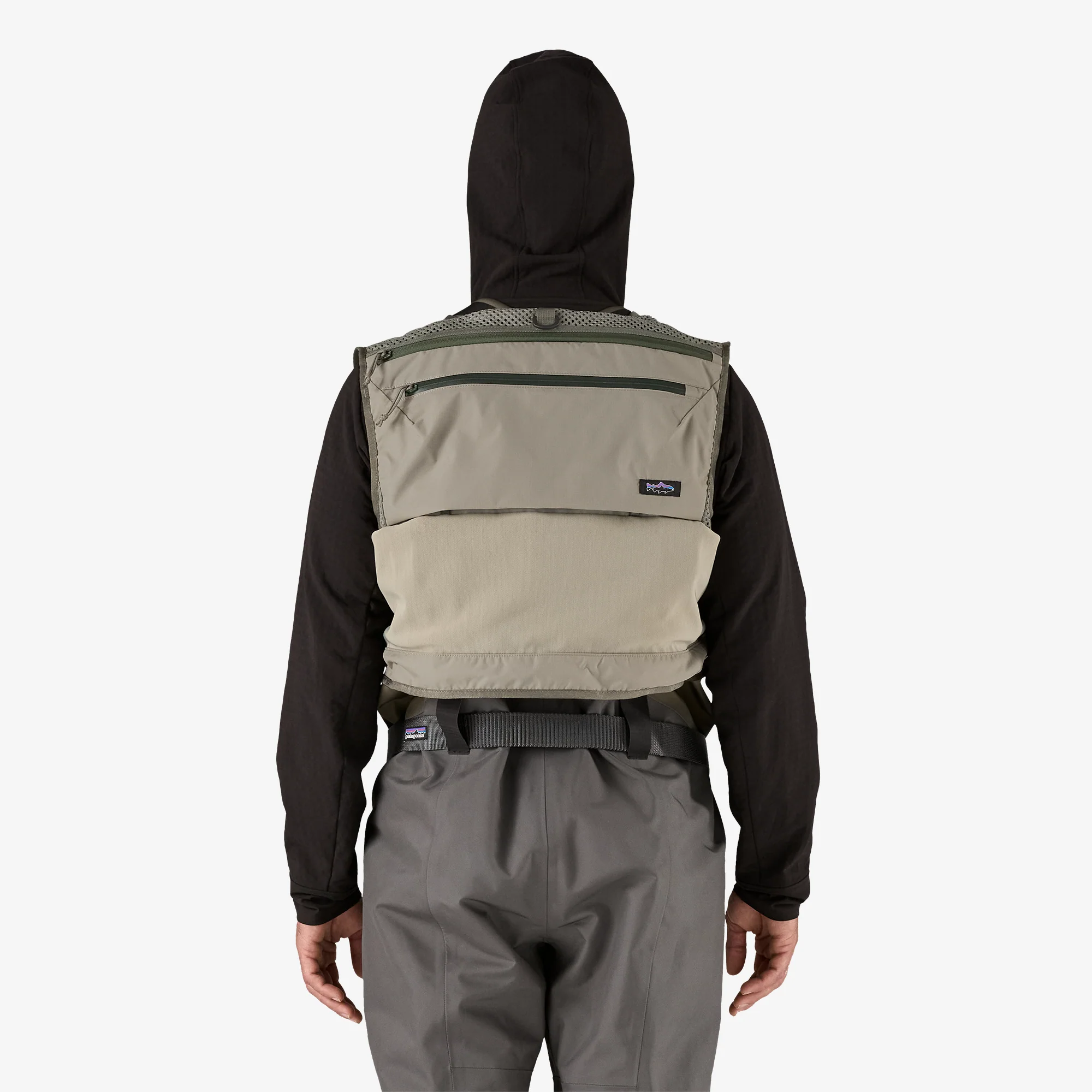 Stealth Pack Fishing Vest - Image 3