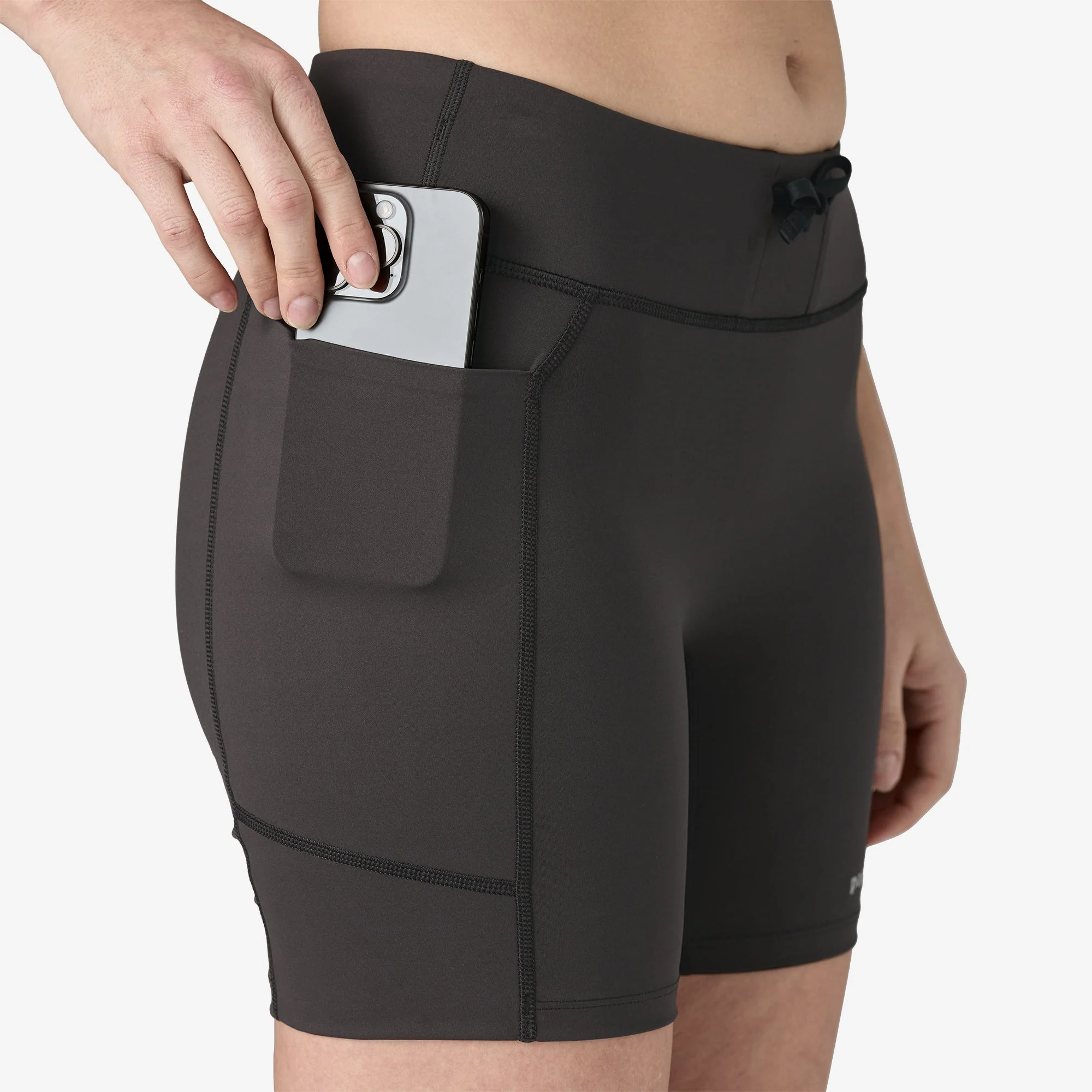 Women's Endless Run Shorts - 6" - Image 5